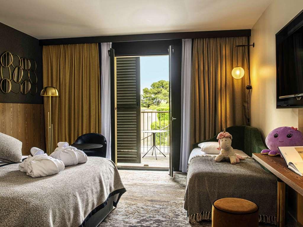 Mercure La Cite Hotel 4*